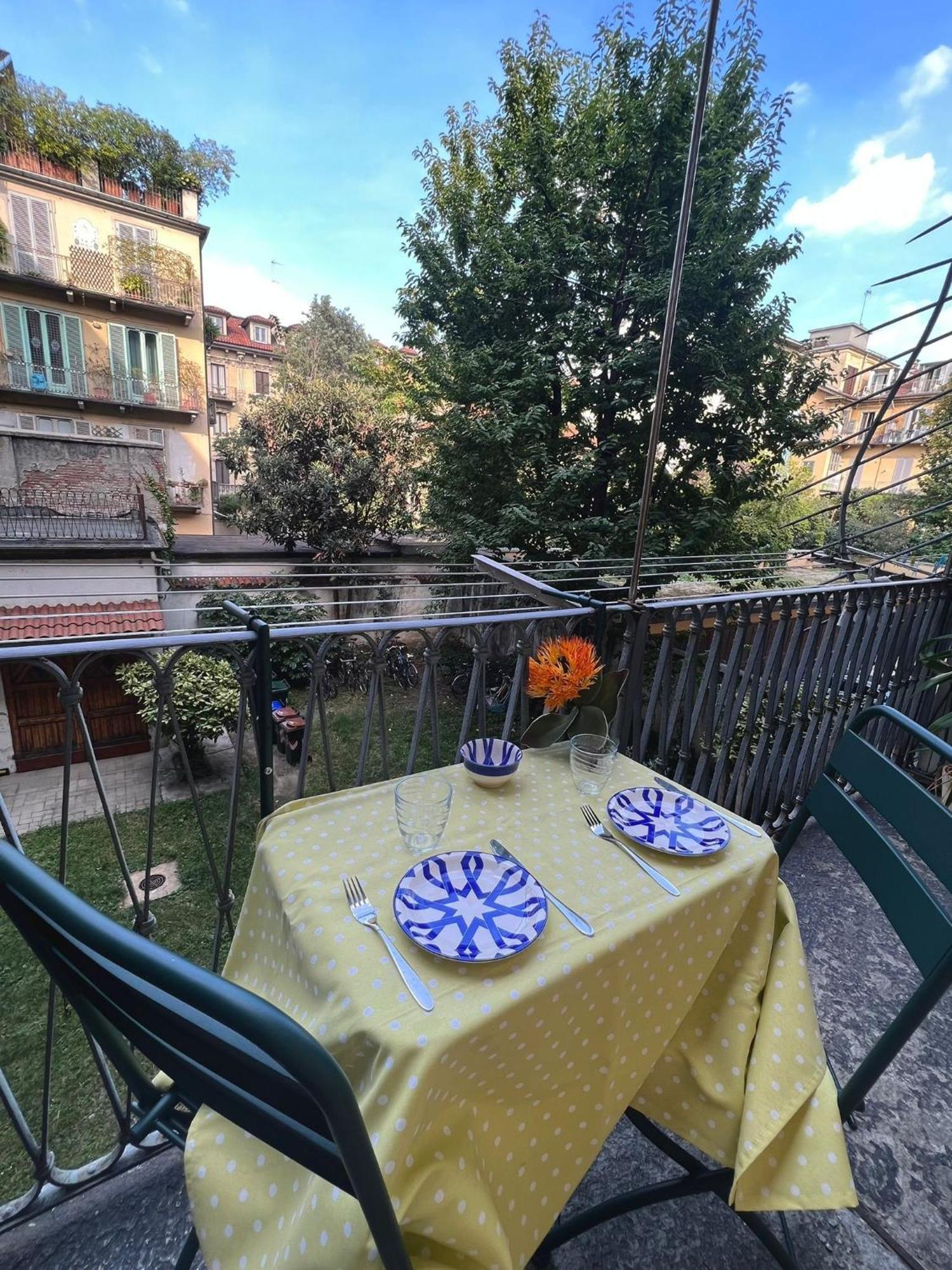 Appartamento Su Cortile Magico Torino Eksteriør bilde
